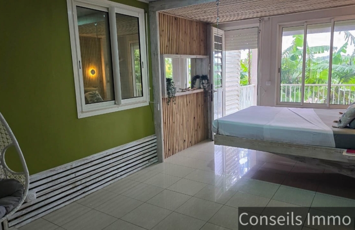 Villa duplex T5 + T3 locatif, piscine, vue mer - Morne Courbaril - Le Marin