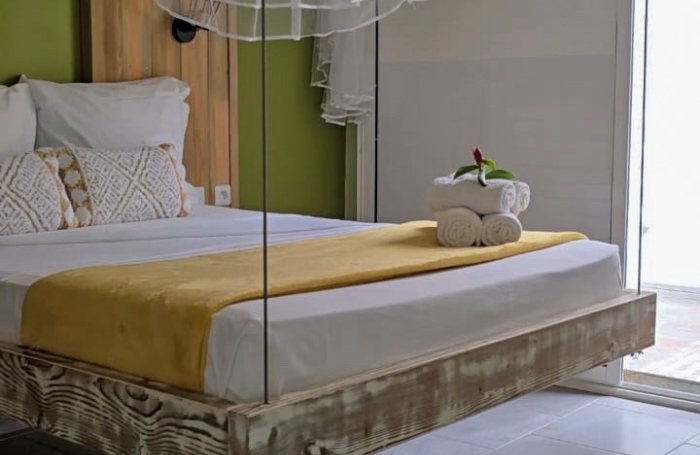 Villa duplex T5 + T3 locatif, piscine, vue mer - Morne Courbaril - Le Marin