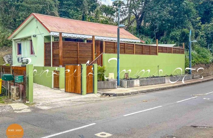 Coup de c&oelig;ur F3   Cl&eacute; en main & Jacuzzi &agrave; Rivi&egrave;re-Pilote