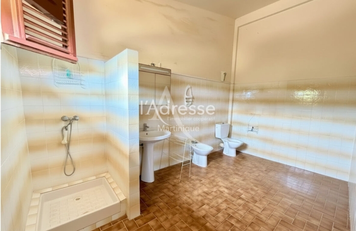 Vente Maison 164.28m&sup2; 6 pi&egrave;ces Le Vauclin