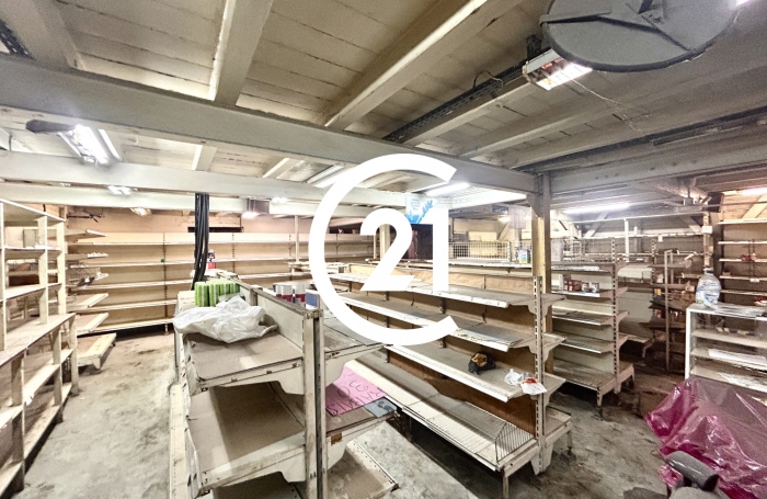 Vente Maison 180.00m&sup2; 7 pièces Saint Pierre