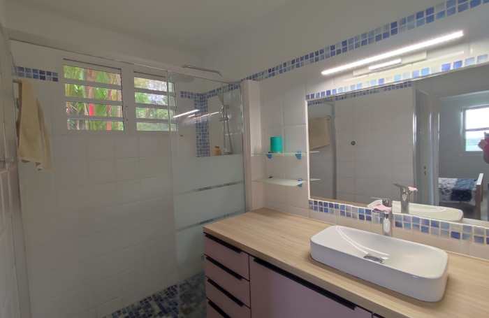 Belle maison T4 meubl&eacute;e + Studio