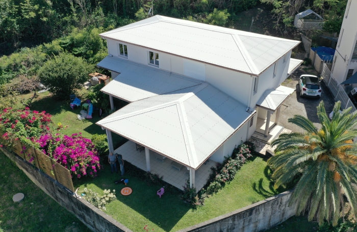 Villa avec vue d&eacute;gag&eacute;e sur les ilets du Robert