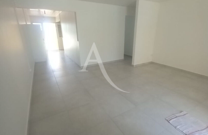 Location Maison 81.06m&sup2; 4 pi&egrave;ces Le Marigot