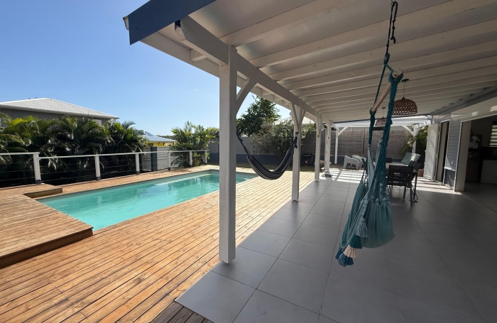 Villa T4 moderne r&eacute;cente jardin et piscine