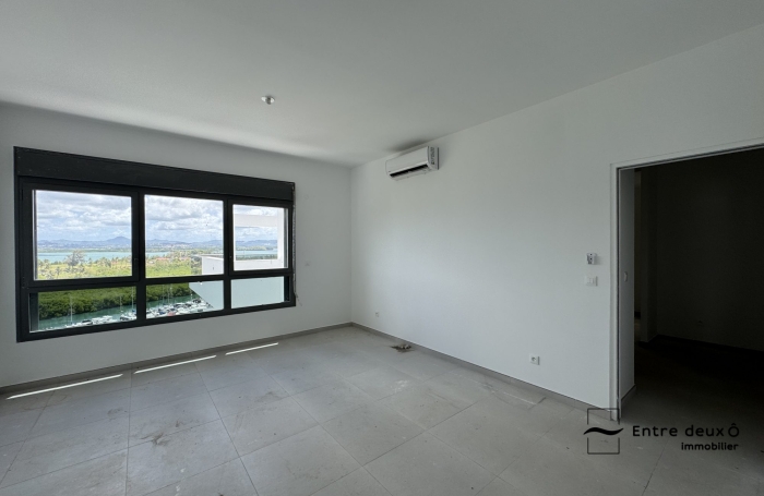 Vente Appartement 237.80m&sup2; 4 pièces Fort de france