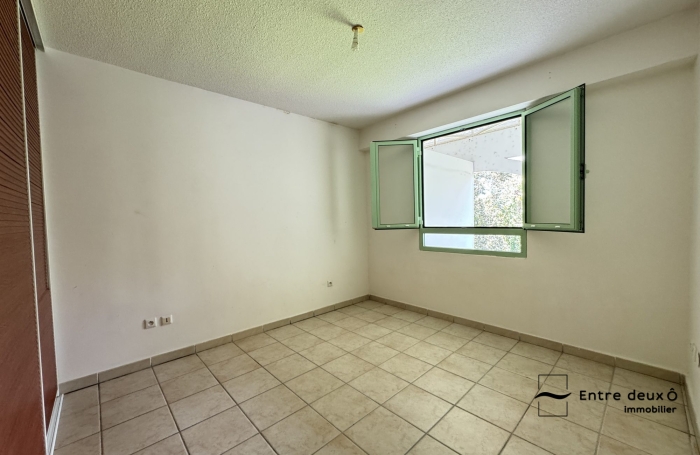Vente Appartement 66.97m&sup2; 3 pièces Fort de france