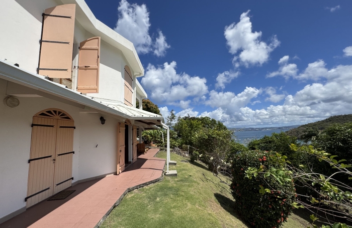 Location Maison 140.00m&sup2; 7 pièces Les Trois Ilets