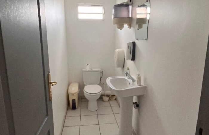 Location Bureaux 12m&sup2; Le Lamentin