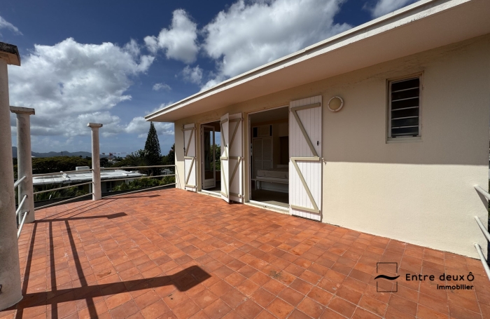 Vente Maison 167.65m&sup2; 7 pièces Fort de france