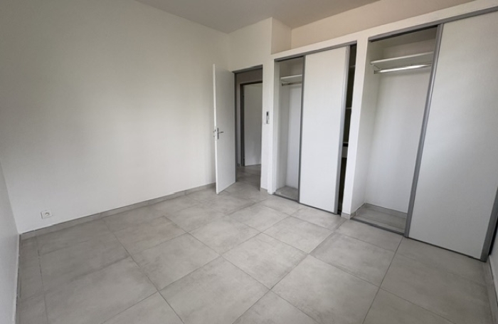 &Agrave; louer   Haut de villa T4 enti&egrave;rement r&eacute;nov&eacute;