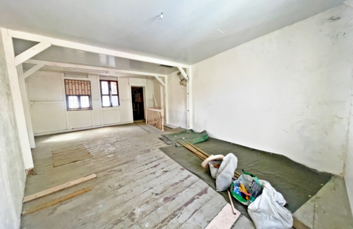 IMMEUBLE SUR 3 NIVEAUX - CENTRE VILLE FORT-DE-FRANCE