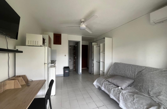 Location Appartement 17.51m&sup2; 1 pièce Fort de france