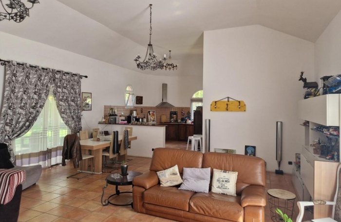 Vente Maison 141m&sup2; 4 pi&#232;ces Bras-Panon