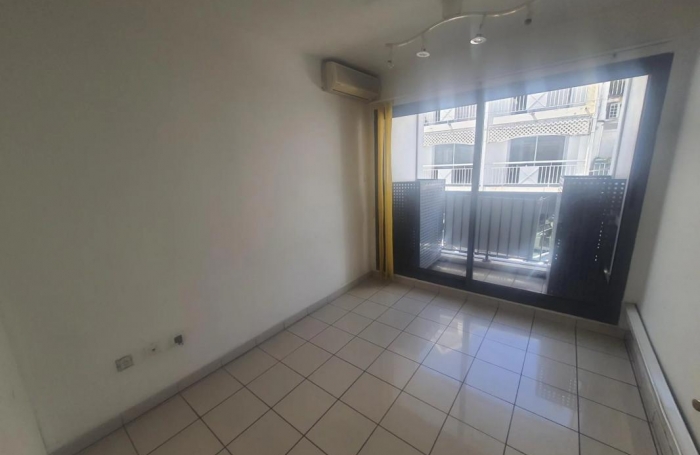 Location Bureaux 97400