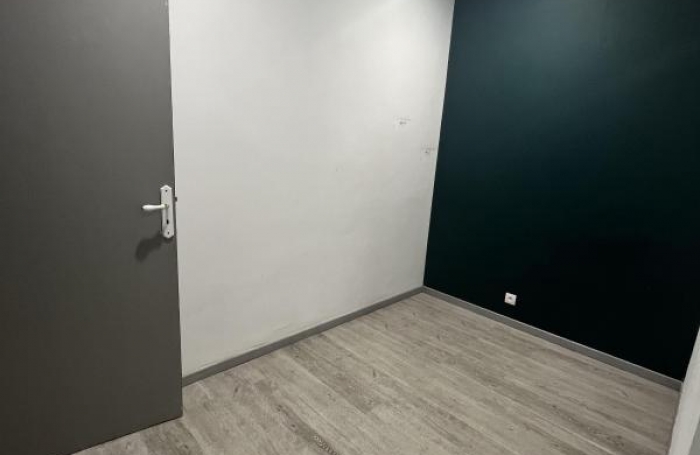 Location Bureaux 132m&sup2; Saint André