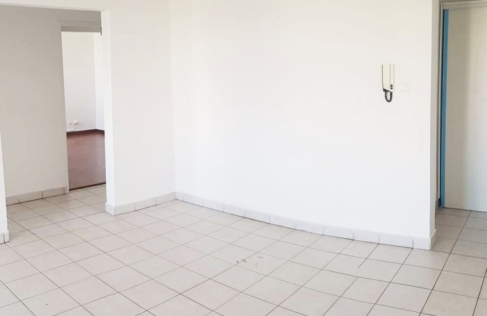 Location Appartement 69m&sup2; 3 pi&#232;ces Sainte Marie