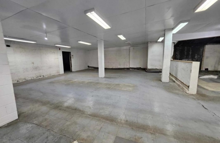 Location Local commercial 200m&sup2; 3 pi&#232;ces Saint Paul