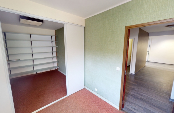 Location Bureaux 96.25m² 3 pièces Saint Denis