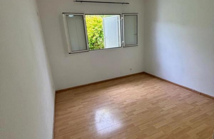 Location Maison 145m&sup2; 7 pi&#232;ces Sainte Clotilde