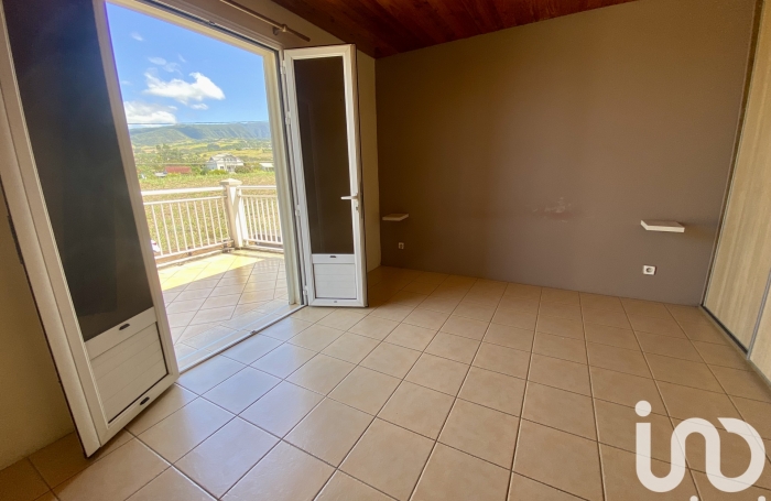 Vente Maison 117m&sup2; 5 pi&#232;ces Rivière Saint Louis