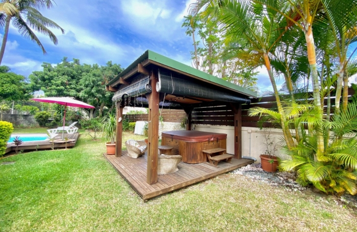 Vente Maison 126m² 4 pièces Saint Gilles Les Hauts