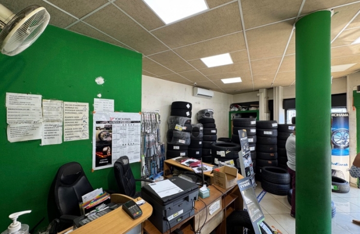 Vente Divers 140m&sup2; 3 pi&#232;ces Saint Denis