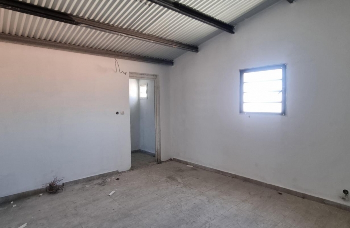 Location Local commercial 391m&sup2; 1 pièce Saint Andr&eacute;