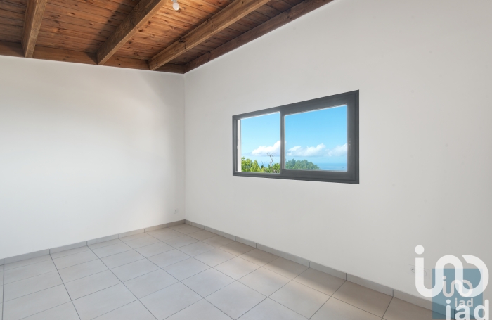 Vente Maison 183m&sup2; 8 pi&#232;ces Piton Saint Leu