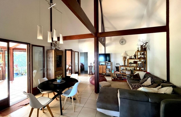 Vente Maison 220m&sup2; 5 pi&#232;ces Saint-Leu