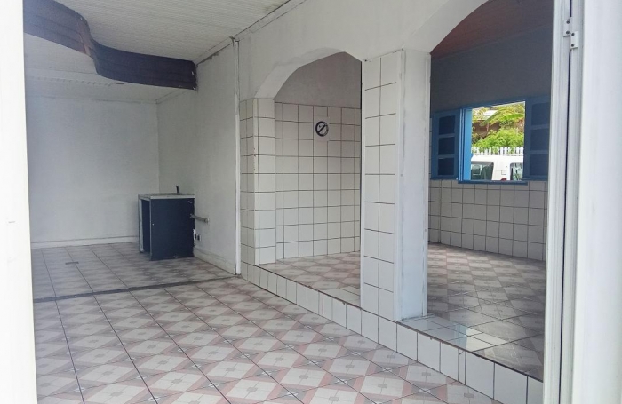 Vente Local commercial 118m&sup2; Cilaos