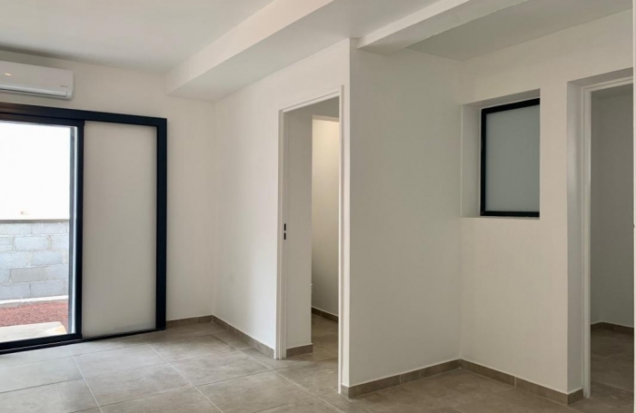 Vente Maison 130m&sup2; 3 pi&#232;ces Saint Gilles les Bains