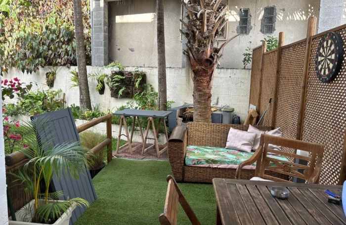 Vente Immeuble 242m&sup2; 9 pi&#232;ces Le Tampon