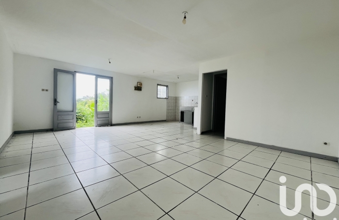 Vente Maison 70m&sup2; 3 pi&#232;ces Trois Bassins