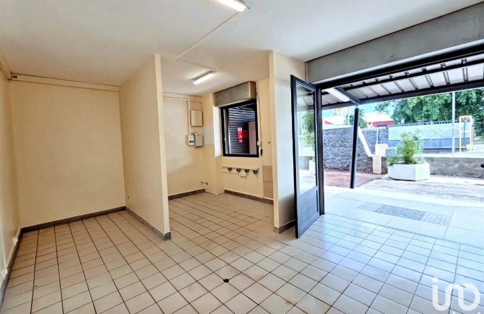 Location Fonds de commerce 33m&sup2; Saint Louis