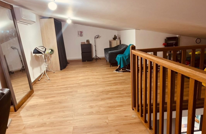 Vente Appartement 96m&sup2; 4 pi&#232;ces Etang-Sale