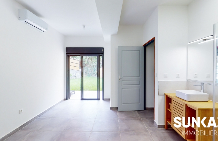 Location Maison 100m² 4 pièces Etang-Sale