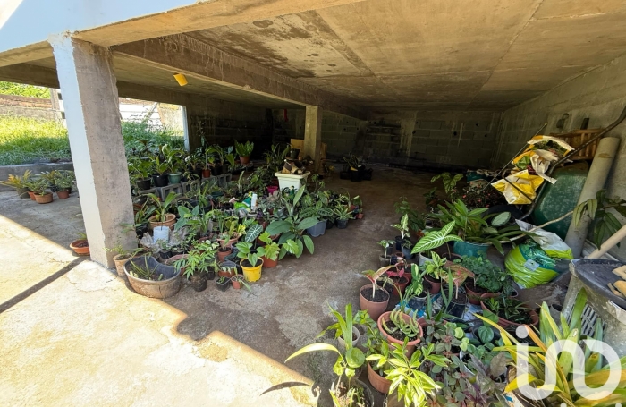 Vente Maison 232m&sup2; 7 pi&#232;ces Saint Philippe