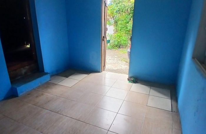 Vente Maison 40m&sup2; 2 pi&#232;ces Etang-Sale