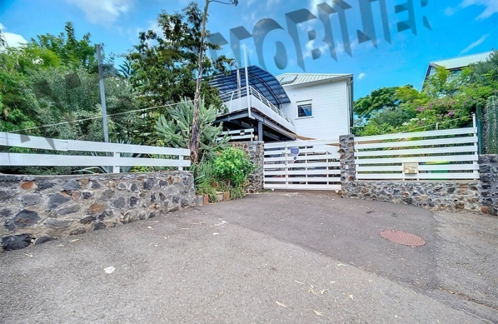 Vente Maison 170m² 6 pièces Saint Gilles les Bains