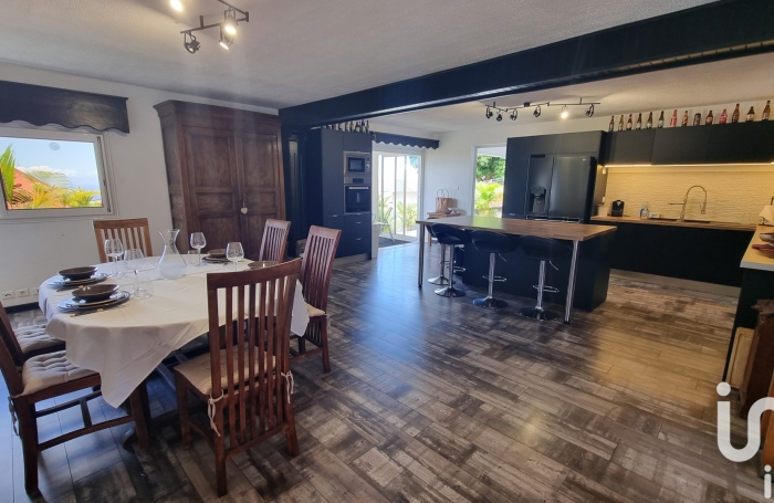 Vente Maison 242m&sup2; 6 pi&#232;ces L'Entre Deux