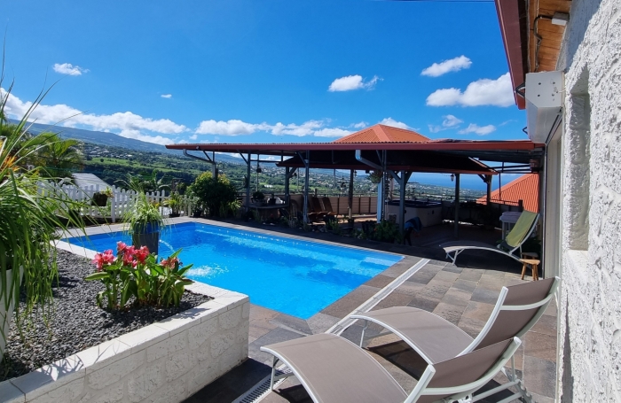 Vente Maison 242m&sup2; 6 pi&#232;ces L'Entre Deux