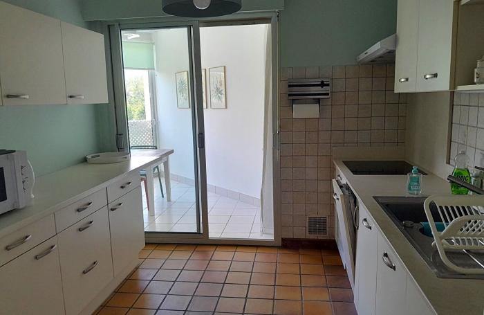 Location Appartement 85m² 3 pièces Saint Gilles les Bains