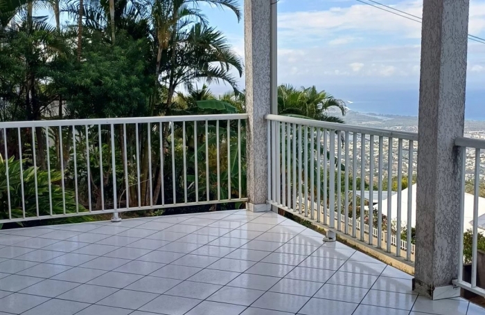 Vente Maison 210m&sup2; 6 pi&#232;ces Les Avirons