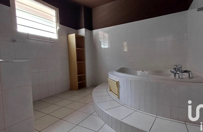 Vente Maison 210m&sup2; 6 pi&#232;ces Les Avirons
