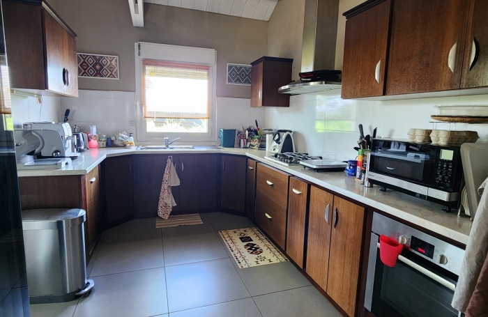 Vente Divers 177m&sup2; 7 pi&#232;ces Saint Gilles les Bains