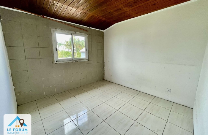 SAINT JOSEPH 97480 - CHARMANTE MAISON - QUARTIER CALME