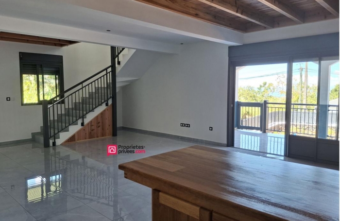Vente Maison 173m&sup2; 4 pi&#232;ces L'Entre Deux