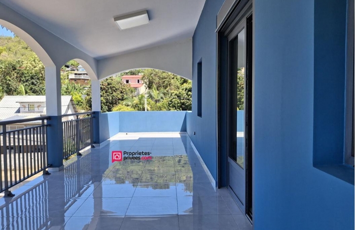 Vente Maison 173m&sup2; 4 pi&#232;ces L'Entre Deux