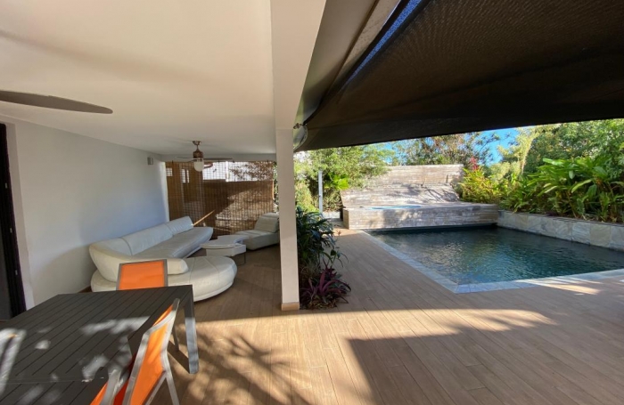 Location Maison 131.95m&sup2; 4 pi&#232;ces Ravine des Cabris